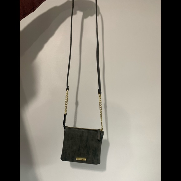 Grey Madden Girl crossbody purse - Picture 1 of 2